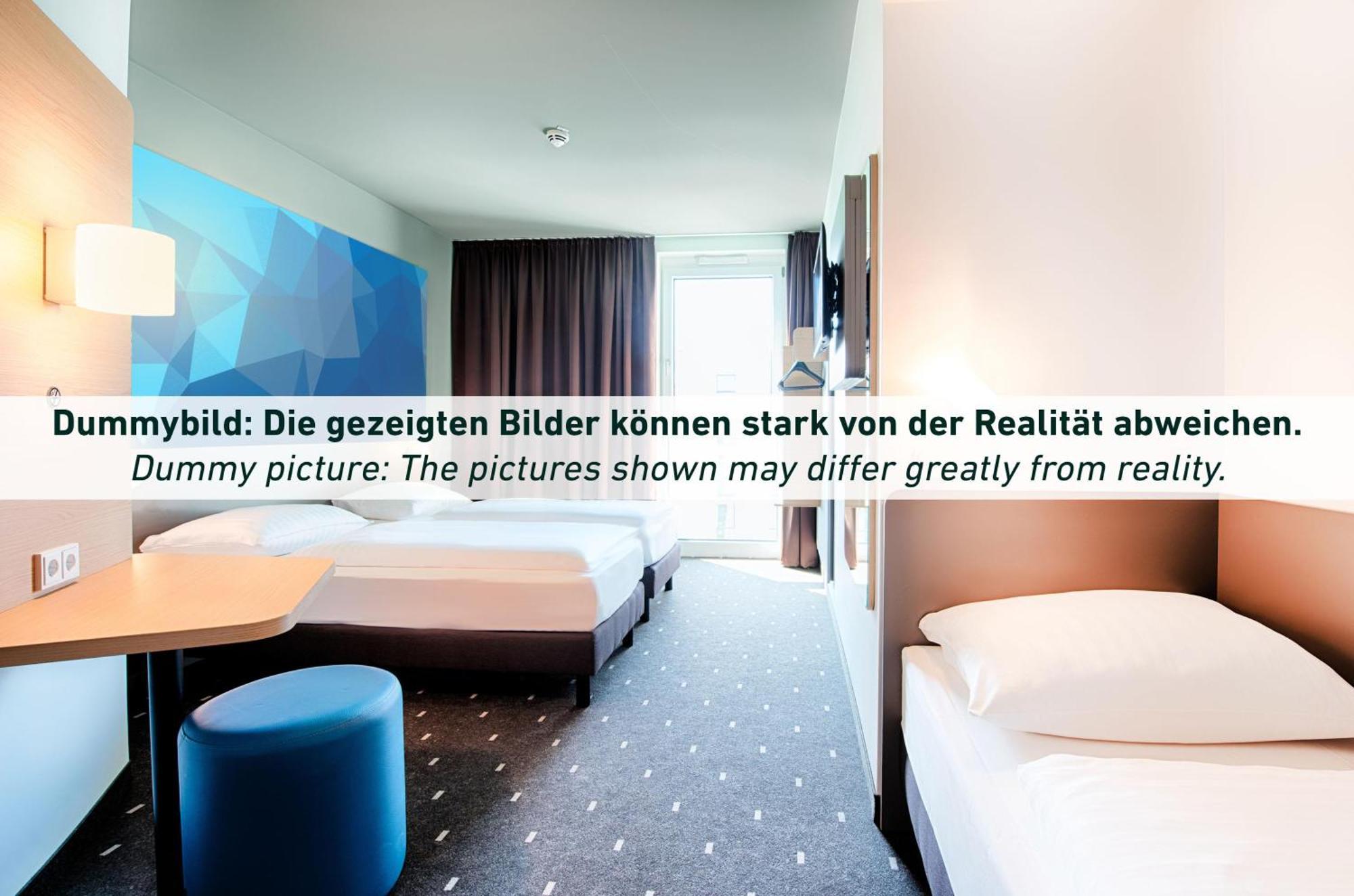 B&B Hotel Wismar Bagian luar foto